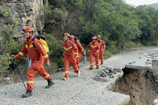 体育图片报：拜仁有意在夏天激活吉拉西2000万欧元解约条款